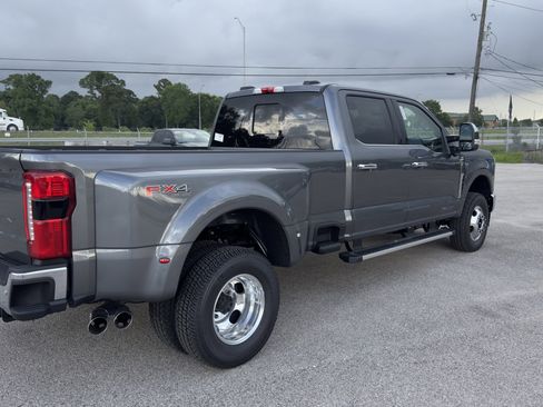 New 2026 Ford F350 Lariat w/ Lariat Premium Package AWD/4WD image 3