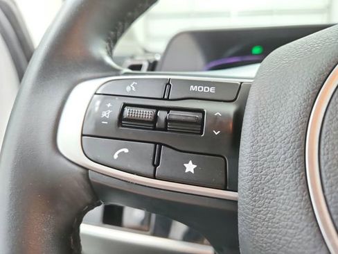 Used 2023 Kia Sportage EX image 21