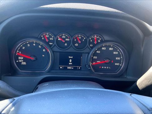 Used 2023 Chevrolet Silverado 1500 Custom image 14