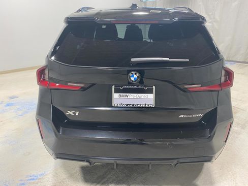 Used 2023 BMW X1 xDrive28i w/ Premium Package image 7