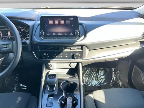 Used 2023 Nissan Rogue S AWD/4WD image 15