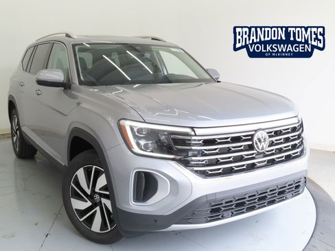 New 2025 Volkswagen Atlas SEL image 1