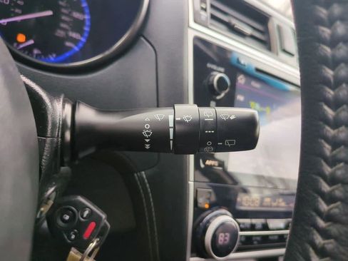 Used 2019 Subaru Outback 2.5i Premium image 24