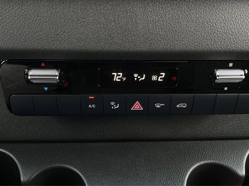 New 2025 Mercedes-Benz Sprinter 2500 image 18