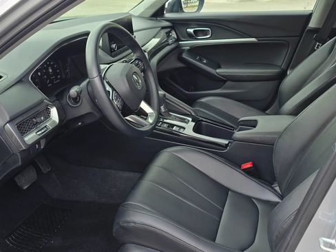 Used 2025 Acura Integra FWD image 8