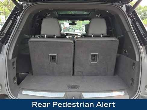 Used 2024 Cadillac XT6 Sport w/ Technology Package AWD/4WD image 31