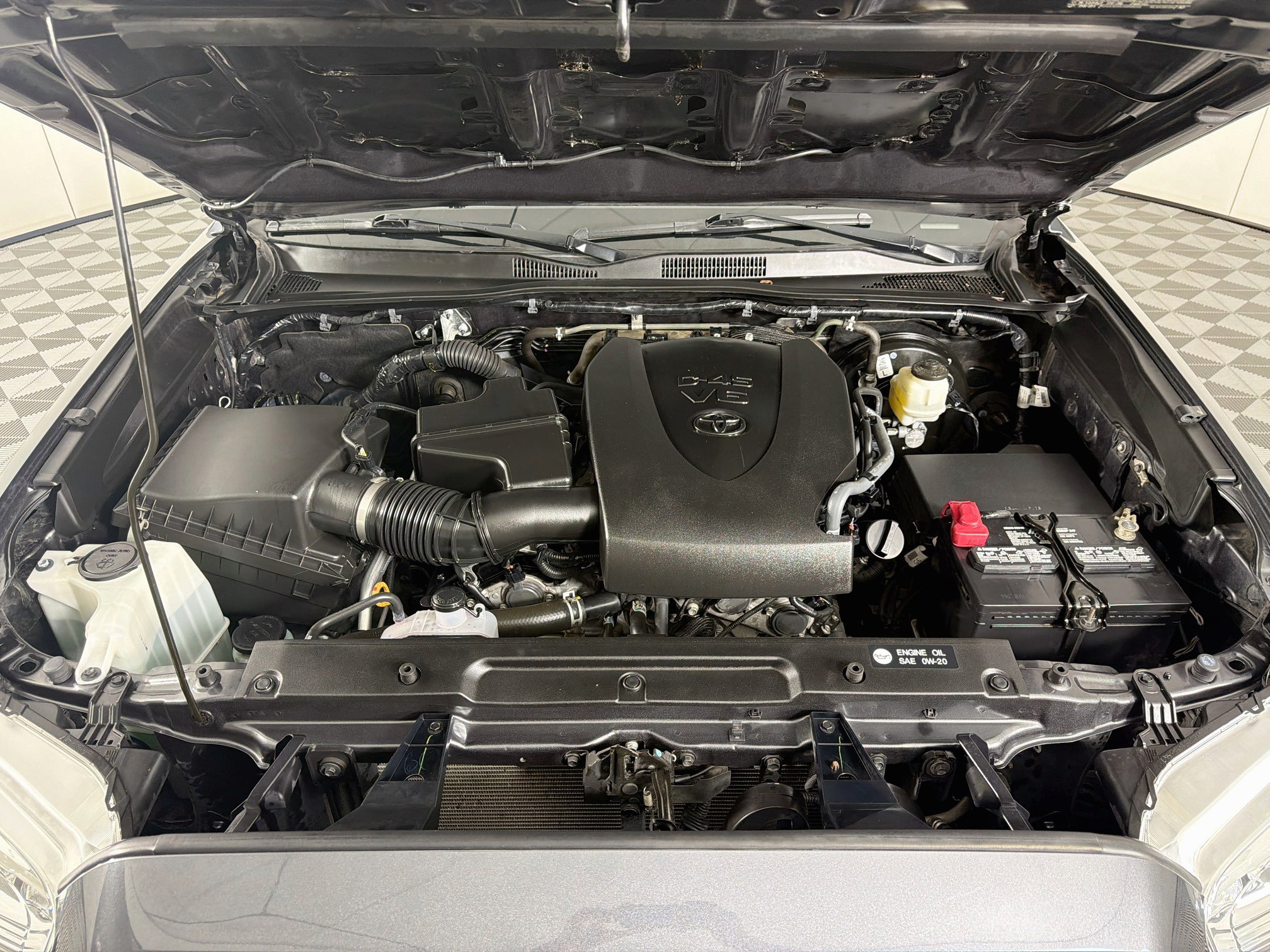Used 2019 Toyota Tacoma SR w/ SR Convenience Package AWD/4WD image 31