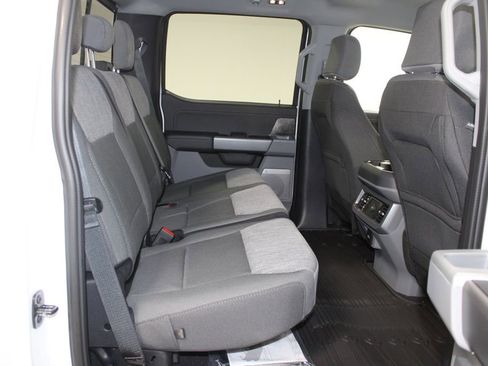 New 2026 Ford F250 XLT w/ XLT Premium Package image 32