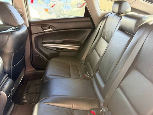 Used 2014 Honda Crosstour EX-L image 18