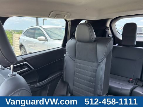 Used 2025 Mitsubishi Outlander SE FWD image 16