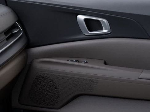 New 2026 Kia Carnival EX image 25