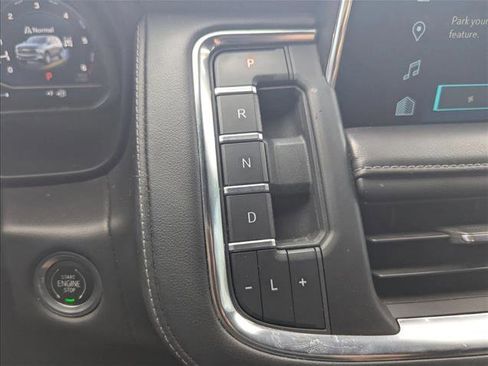 Used 2023 Chevrolet Tahoe Z71 w/ Luxury Package image 10