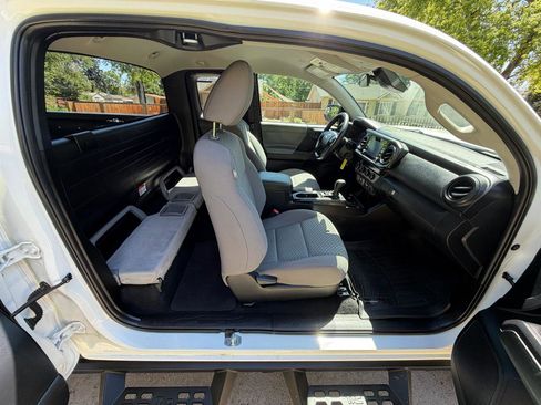 Used 2023 Toyota Tacoma SR AWD/4WD image 22