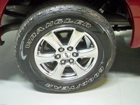 Used 2018 Ford F150 XLT w/ Equipment Group 302A Luxury image 9