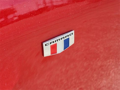 Used 2017 Chevrolet Camaro SS image 13
