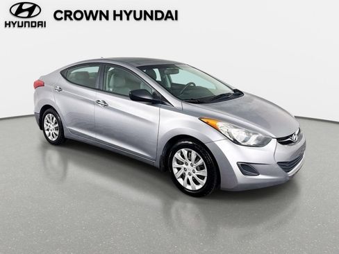 Used 2012 Hyundai Elantra GLS FWD image 3