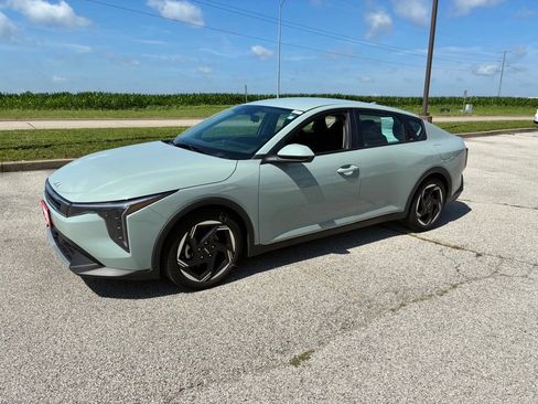 Used 2025 Kia K4 EX FWD image 6