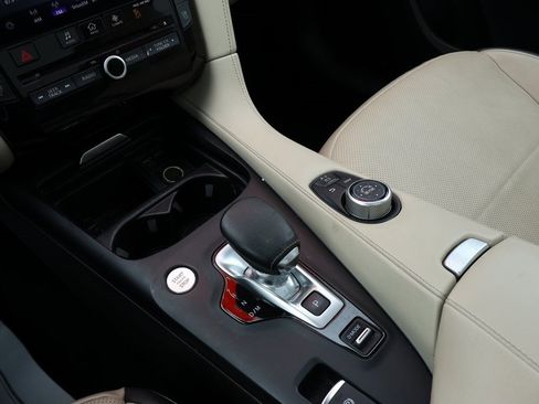 Used 2022 INFINITI QX50 Essential image 15