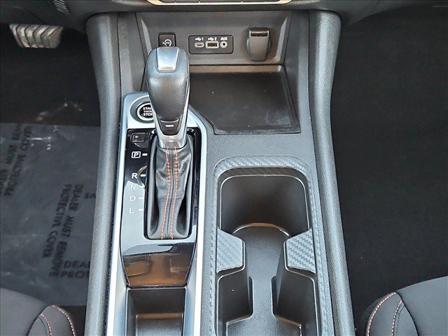 Used 2025 Nissan Sentra SR FWD image 11