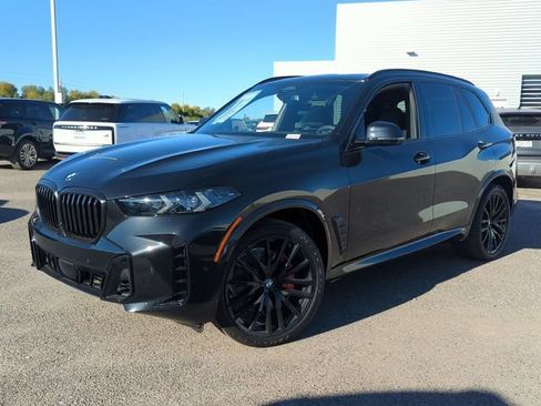 Used 2026 BMW X5 sDrive40i w/ M Sport Package RWD image 2