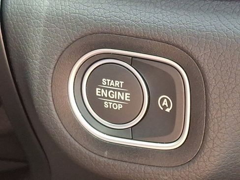 New 2025 Mercedes-Benz GLE 350 4MATIC image 17