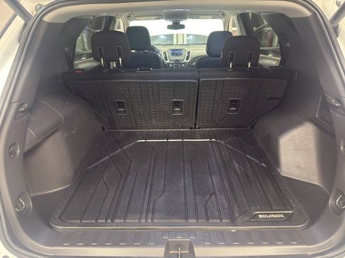 Used 2020 Chevrolet Equinox LT w/ Driver Convenience Package image 28