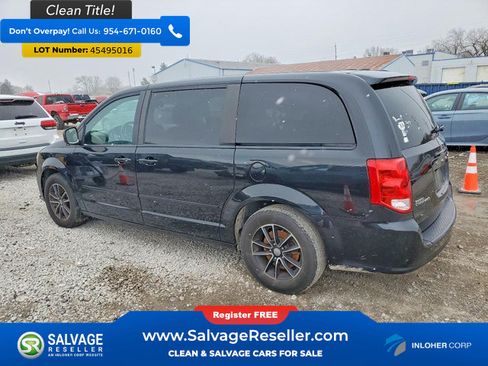 Used 2016 Dodge Grand Caravan SE FWD image 3