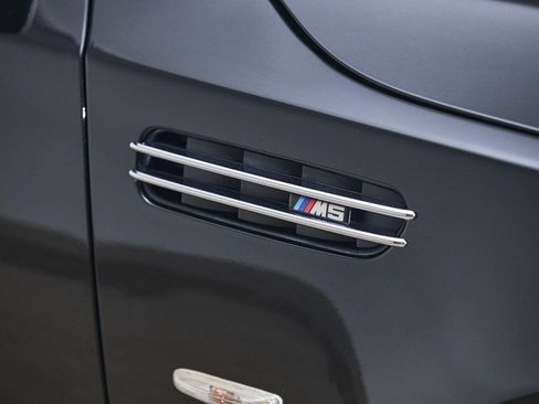 Used 2008 BMW M5 image 47