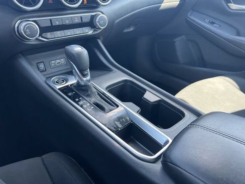Used 2024 Nissan Sentra SV FWD image 19