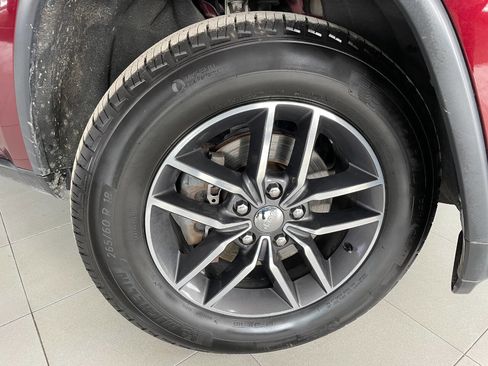 Used 2018 Jeep Grand Cherokee Limited w/ Trailer Tow Group IV image 11