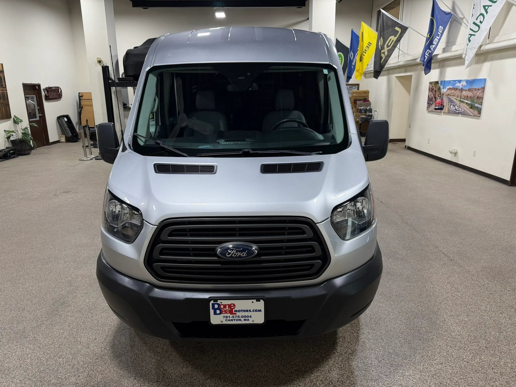 Used 2019 Ford Transit 250 148 Medium Roof RWD image 12