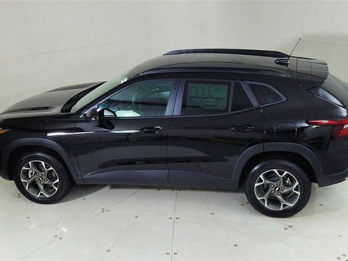 New 2026 Chevrolet Trax LT image 19
