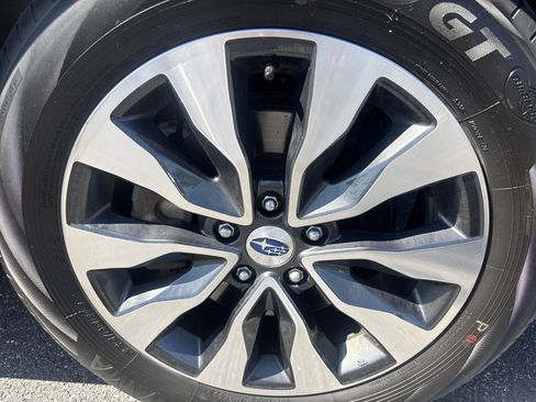 Certified 2024 Subaru Outback Touring AWD/4WD image 33