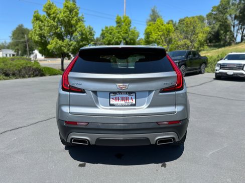 Used 2023 Cadillac XT4 Premium Luxury image 6