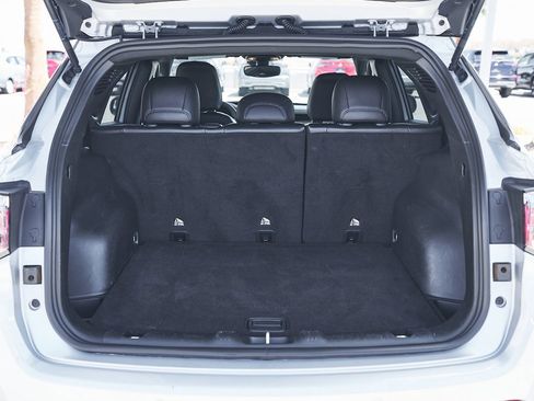 Used 2024 Jeep Compass Trailhawk image 23