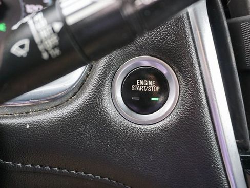 Used 2022 Chevrolet Traverse LT image 26