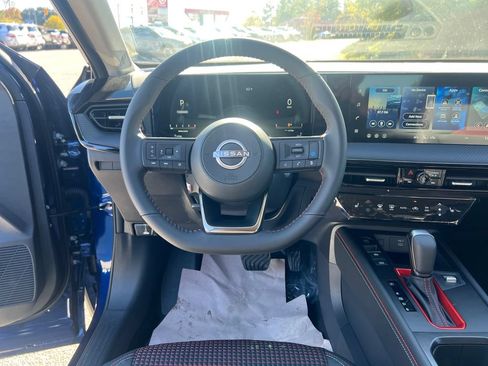 New 2026 Nissan Kicks SR w/ Cold Weather Package AWD/4WD image 14