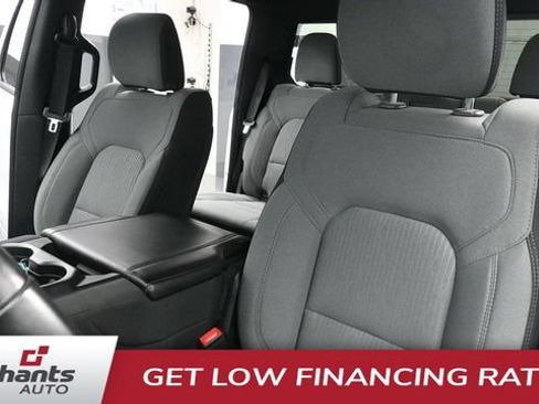 Used 2023 RAM 1500 Big Horn AWD/4WD image 30