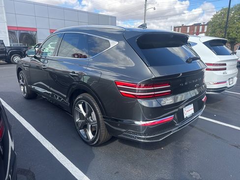 New 2025 Genesis GV80 3.5T Prestige image 3