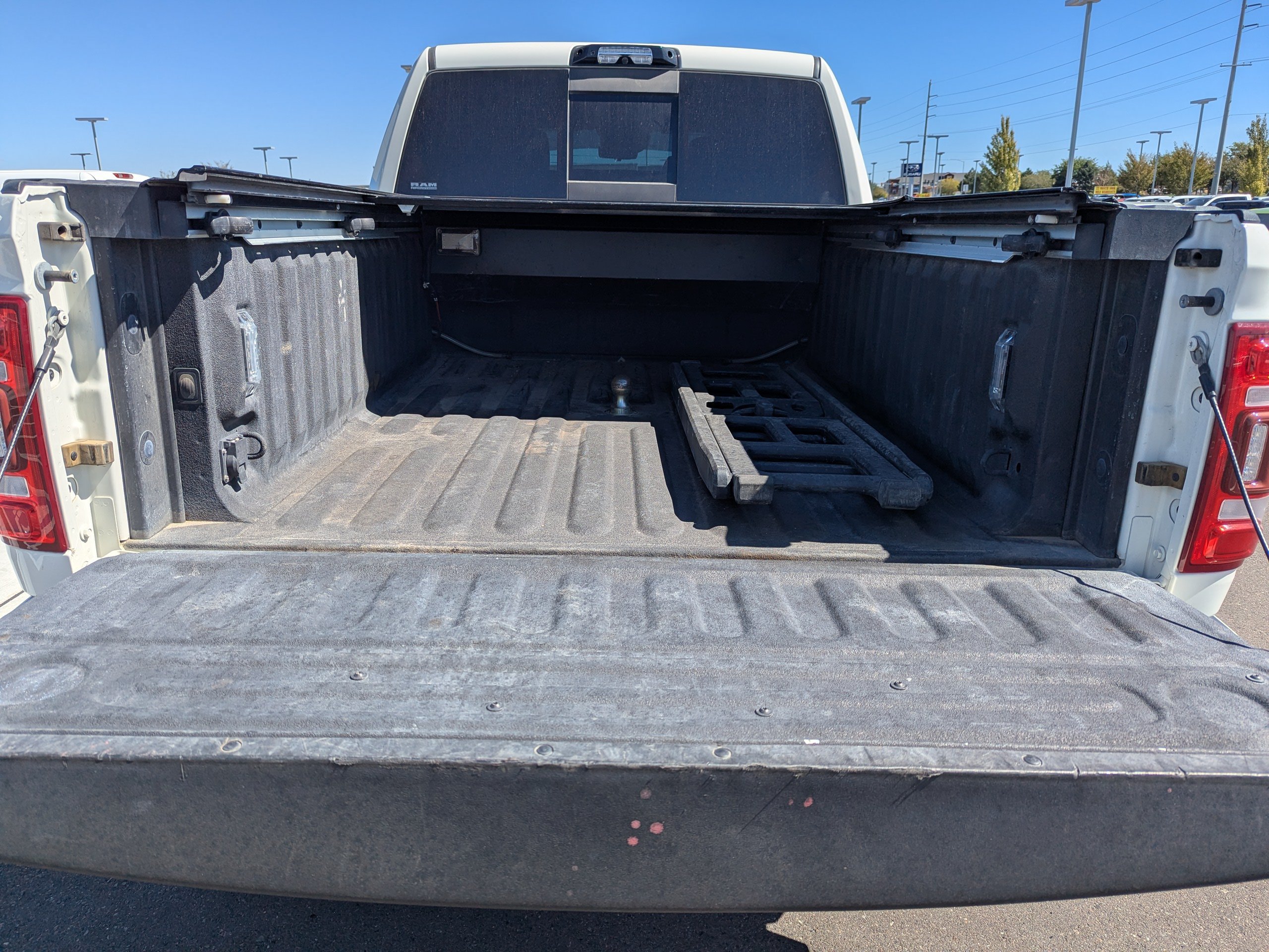 Used 2022 RAM 3500 Limited AWD/4WD image 35