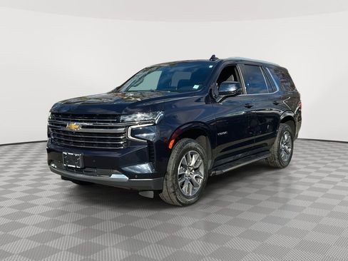 Used 2022 Chevrolet Tahoe LT w/ LT Signature Plus Package image 5