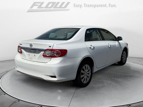 Used 2013 Toyota Corolla LE image 7