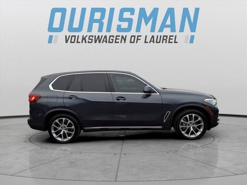 Used 2021 BMW X5 xDrive45e w/ Executive Package image 2