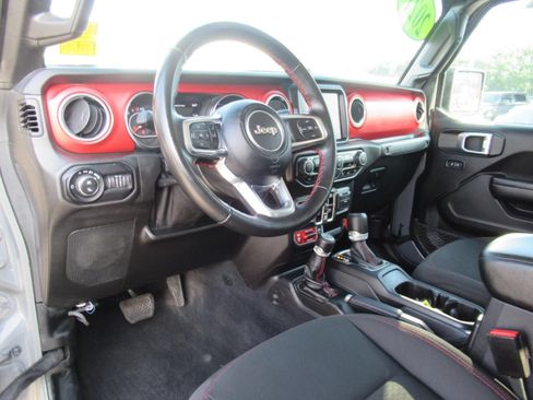 Used 2021 Jeep Gladiator Rubicon AWD/4WD image 21