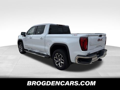 New 2026 GMC Sierra 1500 SLT w/ SLT Premium Plus Package AWD/4WD image 9