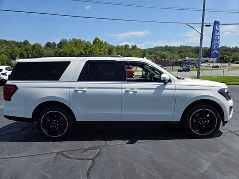 Used 2024 Ford Expedition Max Limited AWD/4WD image 9