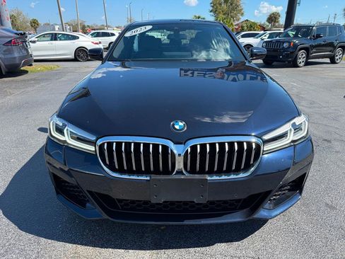 Used 2023 BMW 530i xDrive image 2