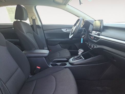 Used 2024 Kia Forte LXS image 15