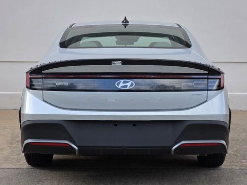 Used 2026 Hyundai Sonata Blue image 4