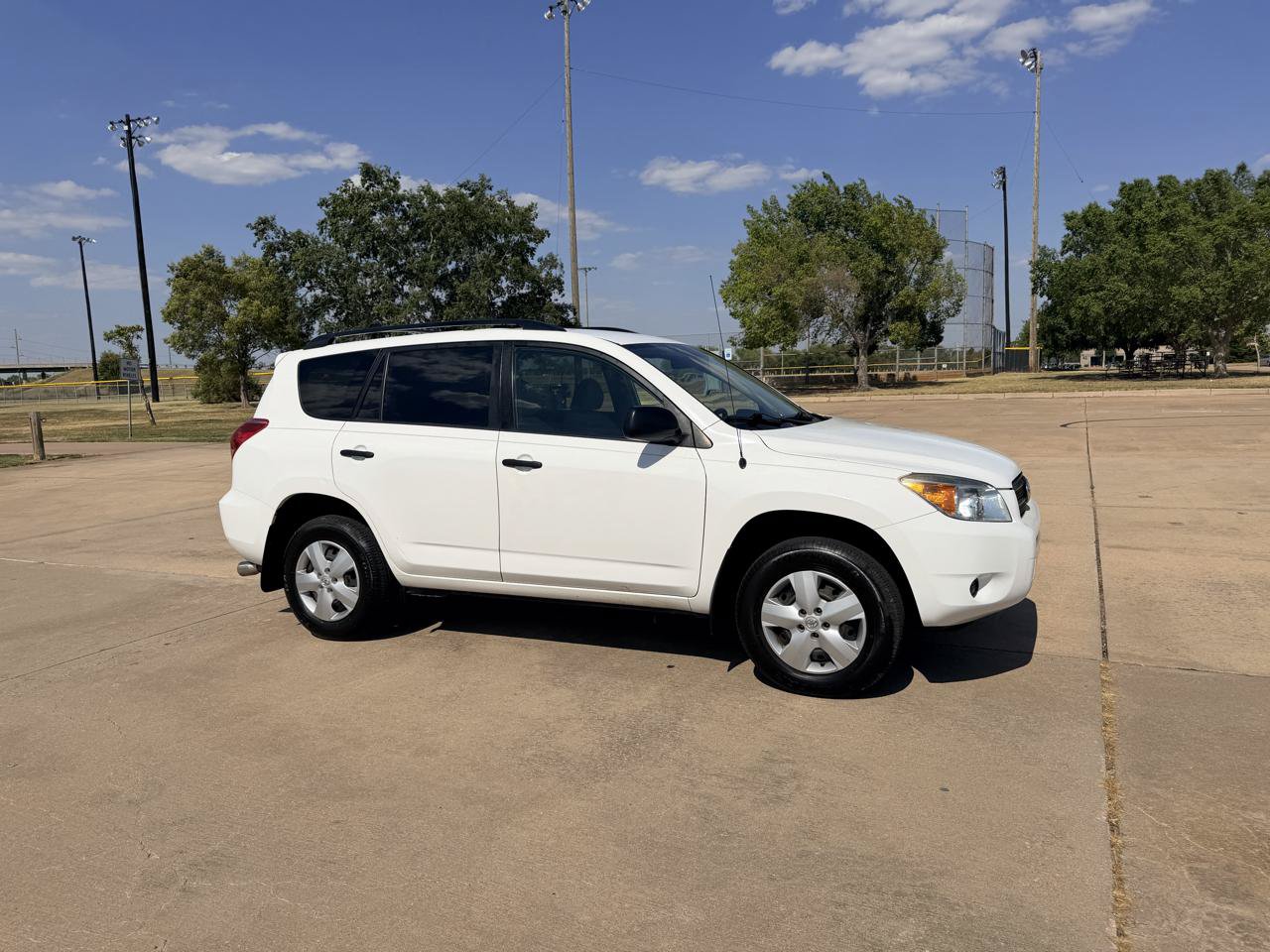 Used 2007 Toyota RAV4 2WD image 23
